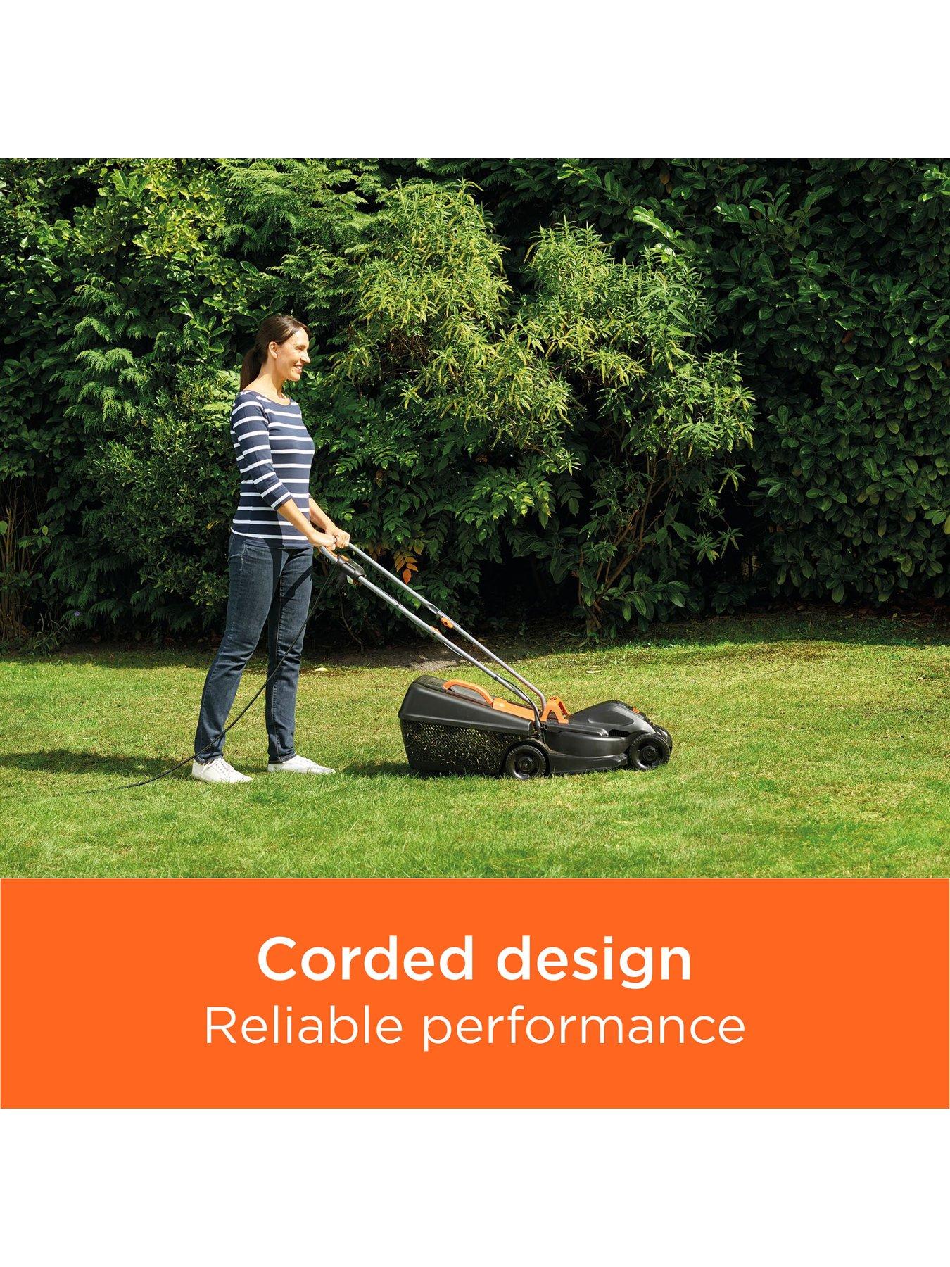 Image 5 of 7 of Black & Decker 1000W 32cm Rotary Mower