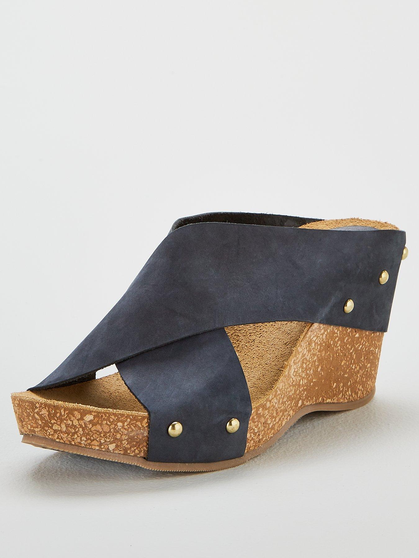 carvela navy wedges
