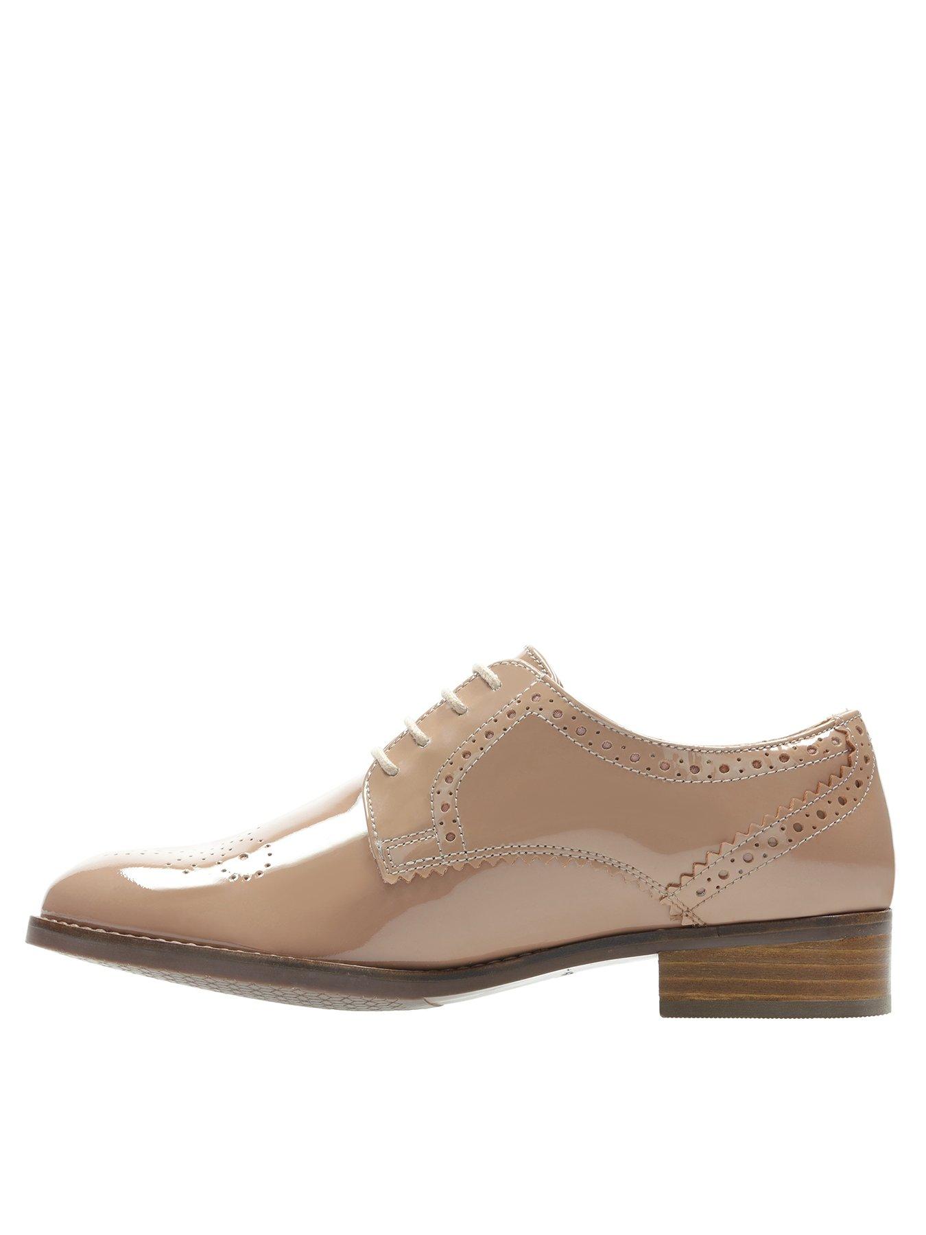 clarks netley rose tan