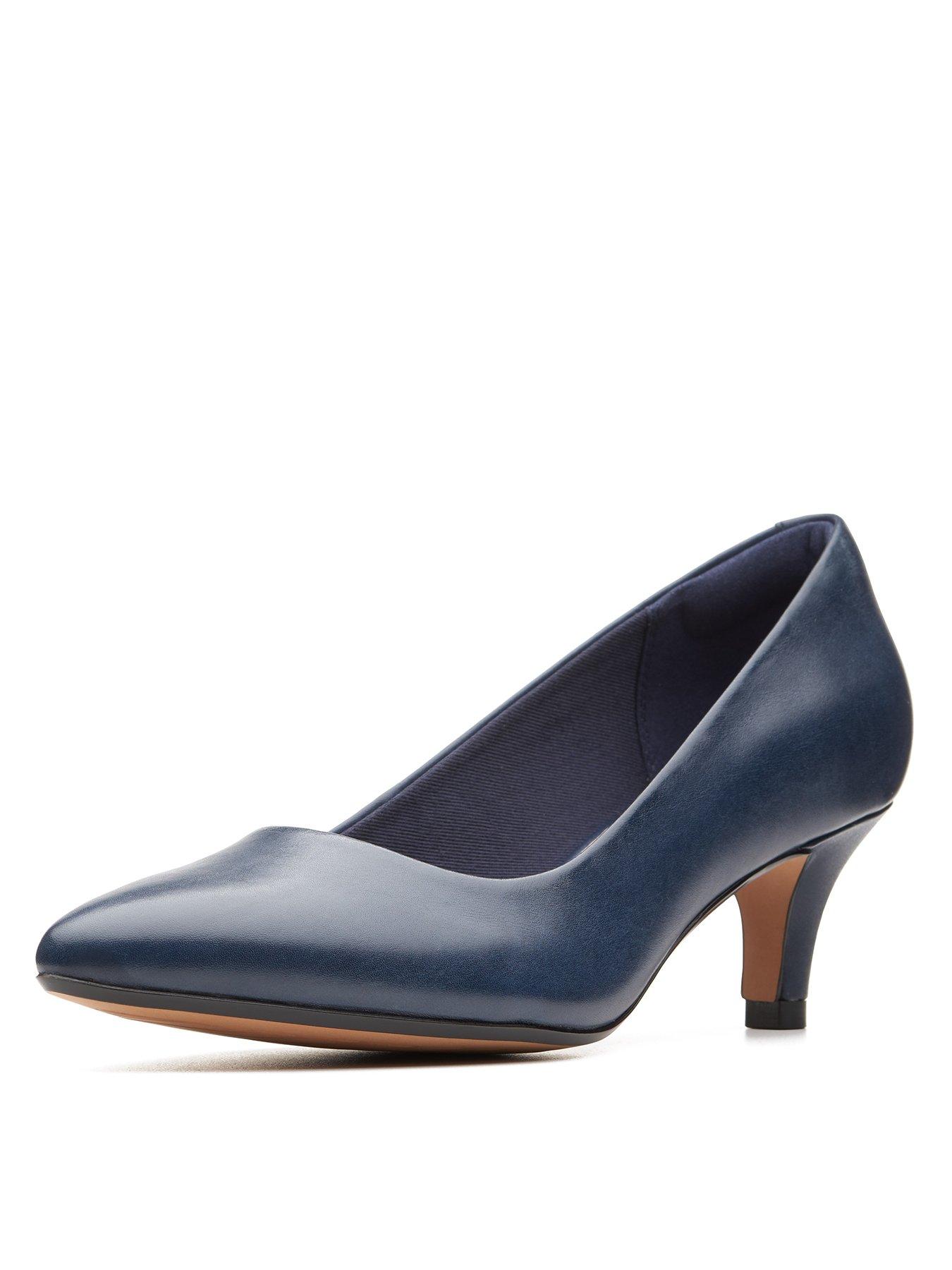 clarks navy heels