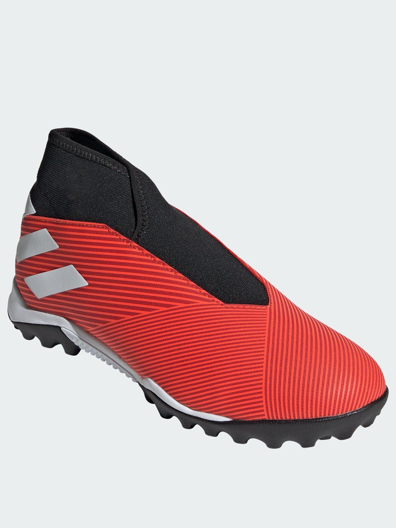 laceless astro turf football boots