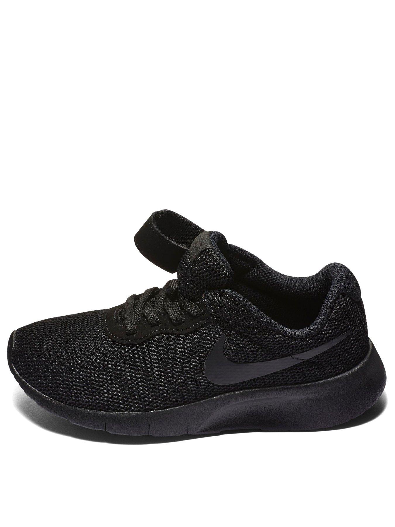 nike tanjun trainers boys