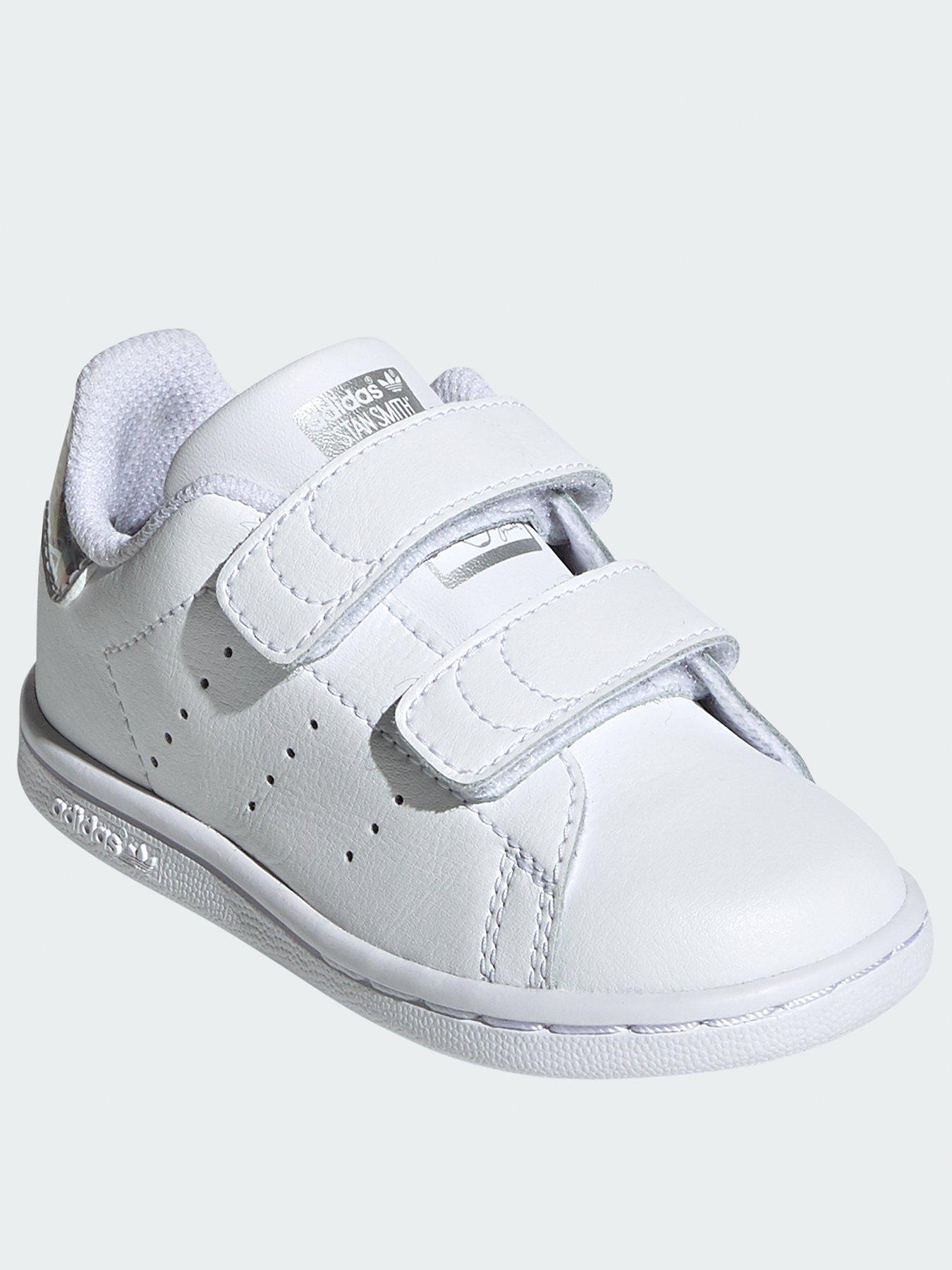 infant size 4 adidas trainers