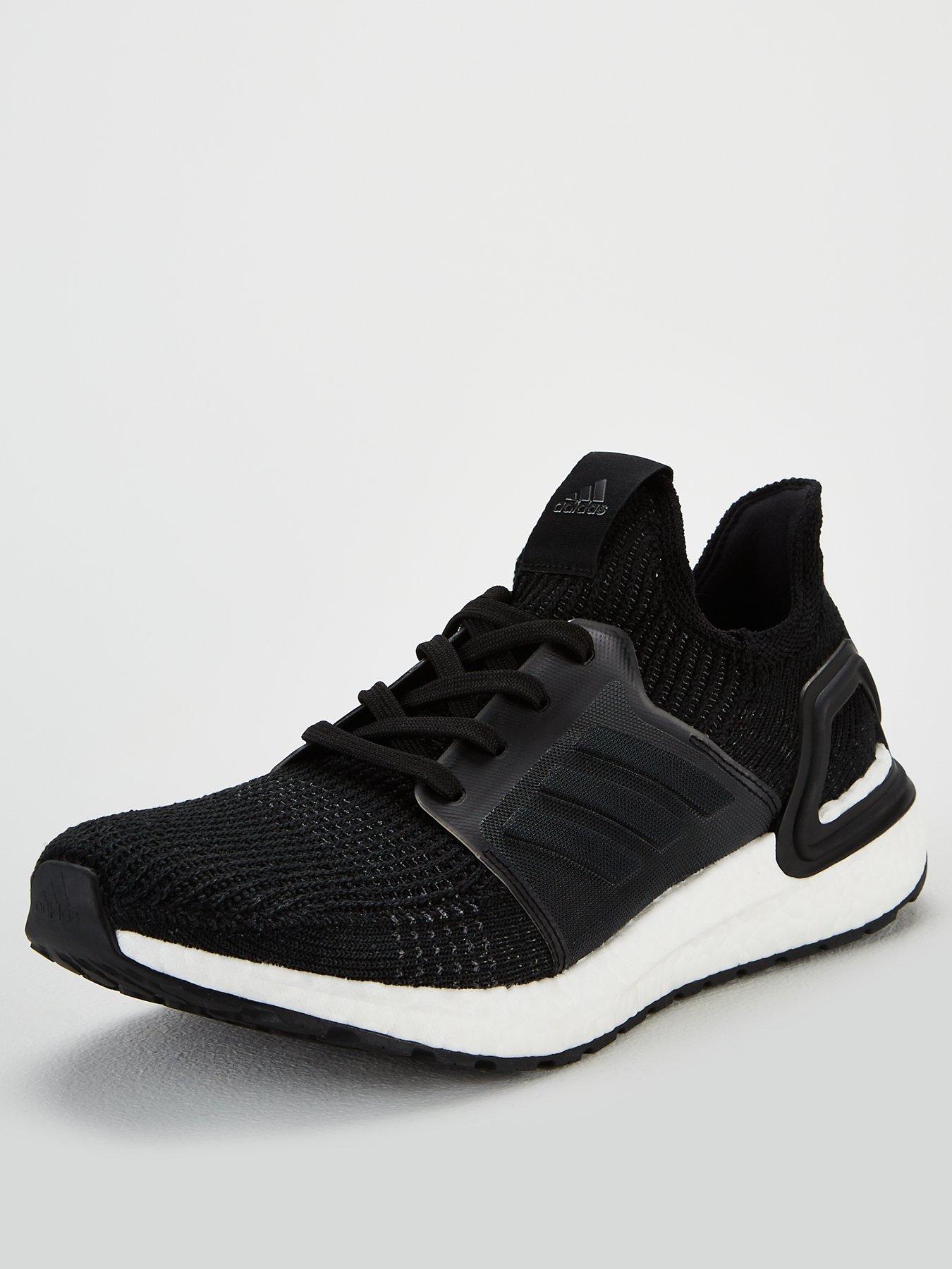 ultraboost 19 all black