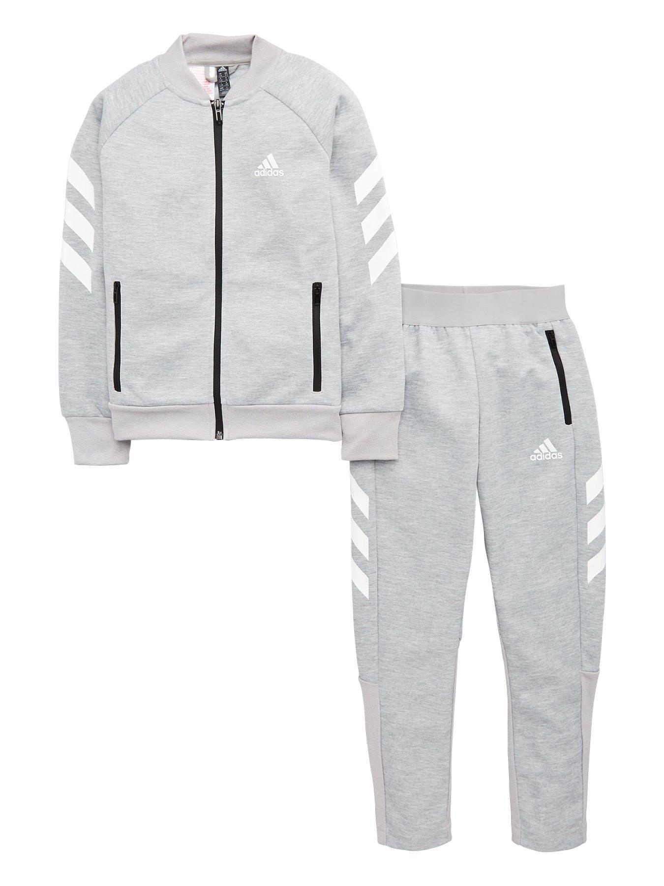 adidas tracksuit 4 years