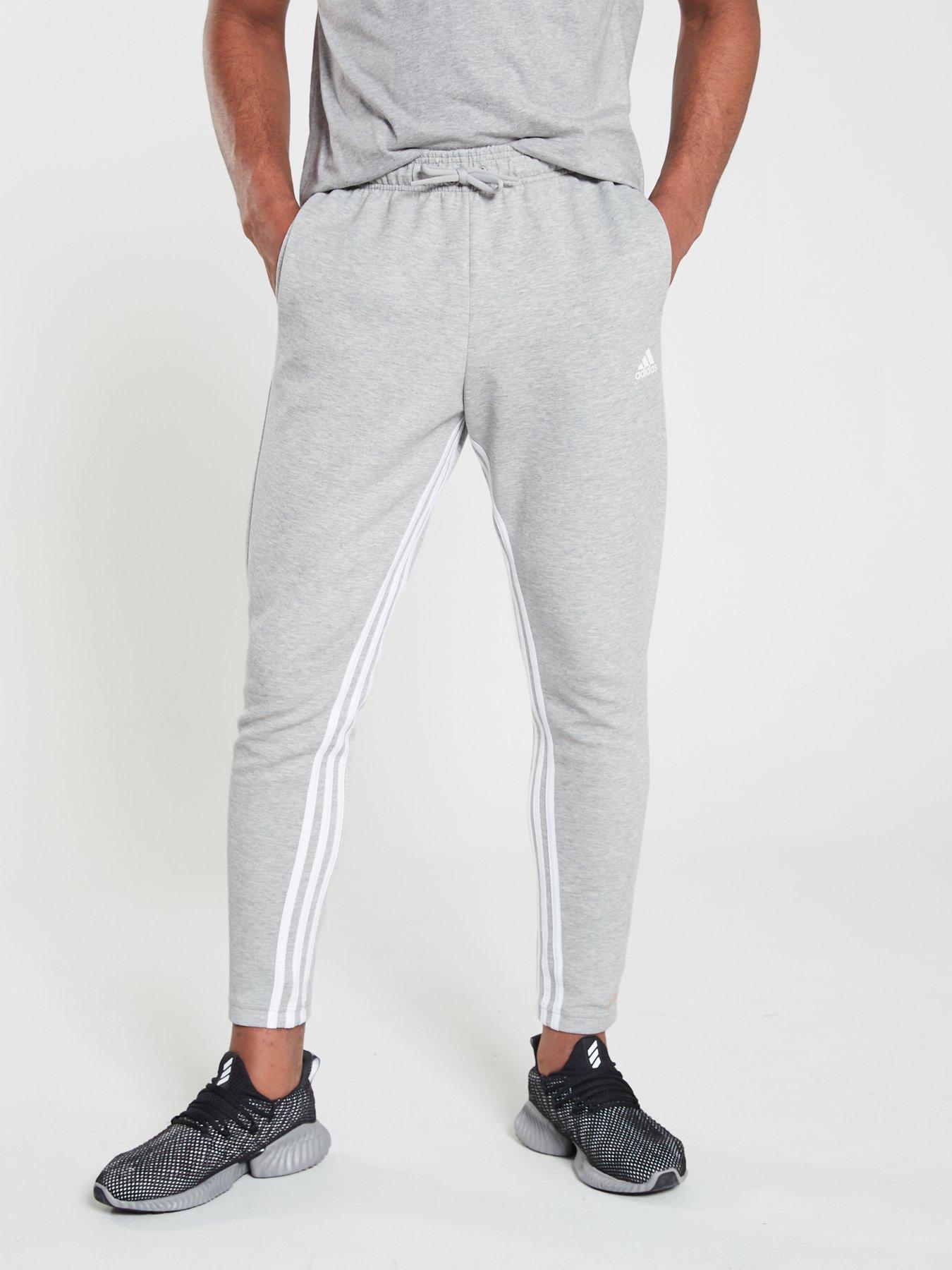 adidas pants with 3 stripes