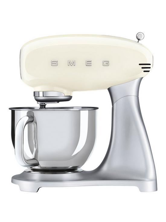 front image of smeg-smf02cr-stand-mixer-cream