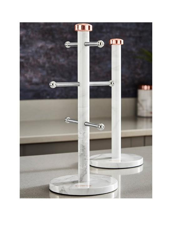 front image of tower-marble-rose-gold-edition-kitchen-towel-pole-and-mug-tree-set