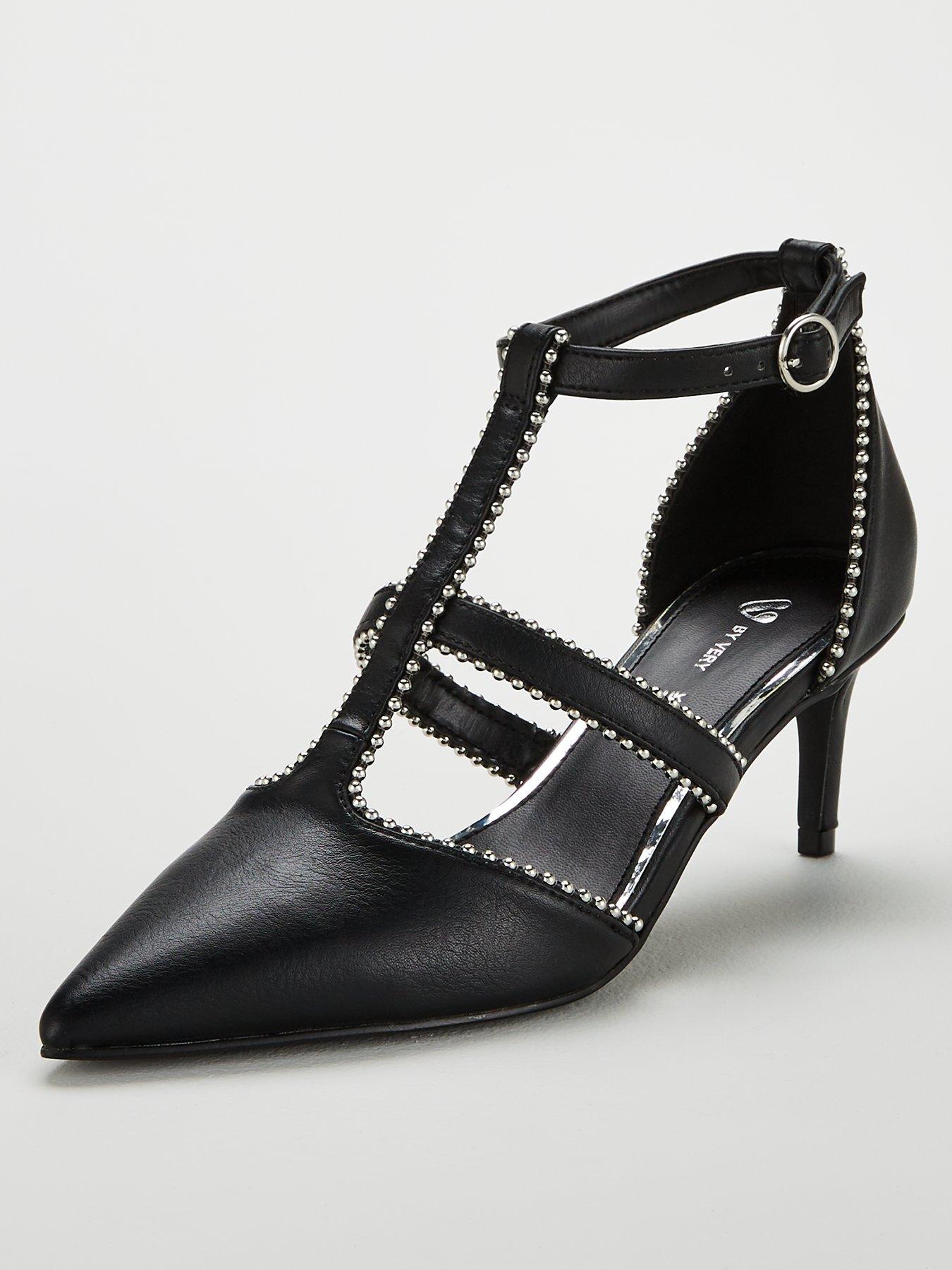 black court shoes mid heel