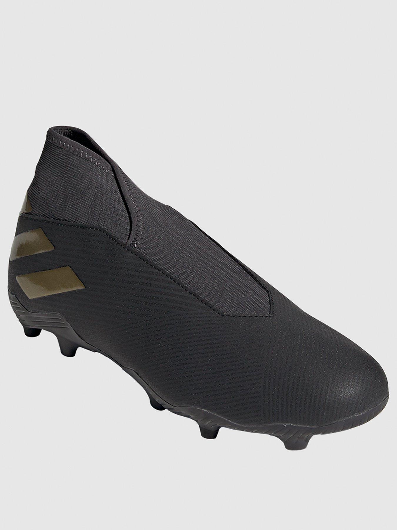 all black laceless football boots