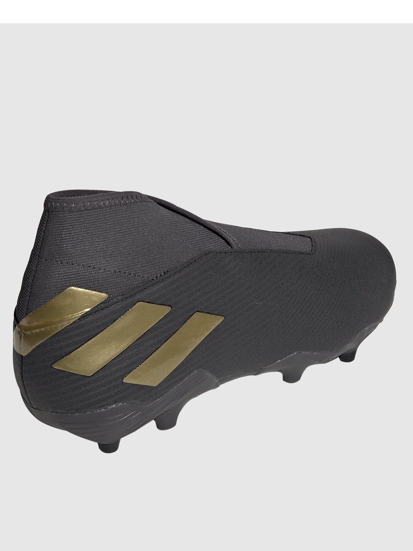 black adidas laceless boots