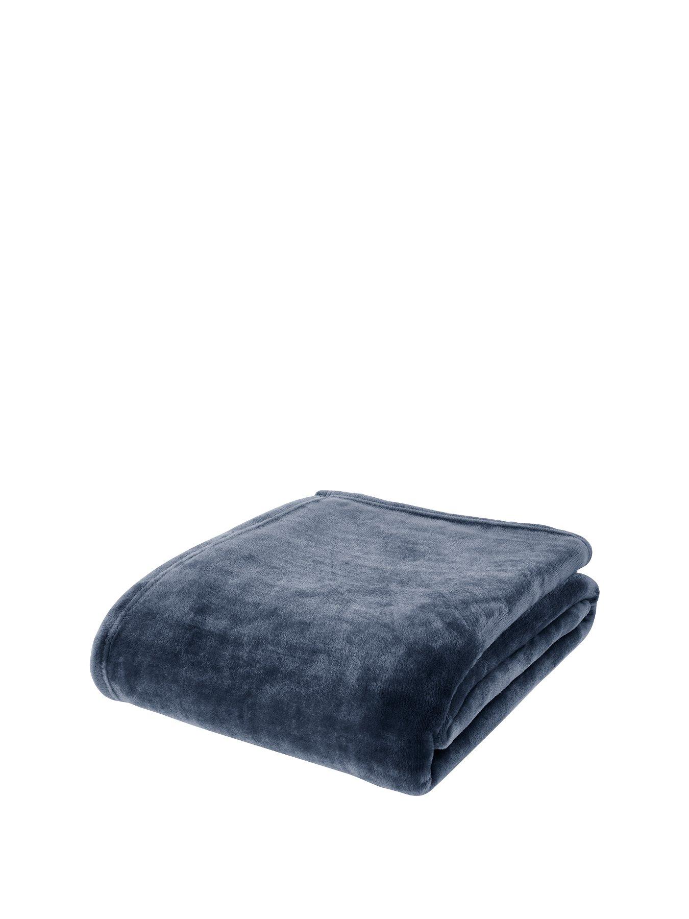 Catherine Lansfield Raschel Extra Large Throw Range 200x240cm