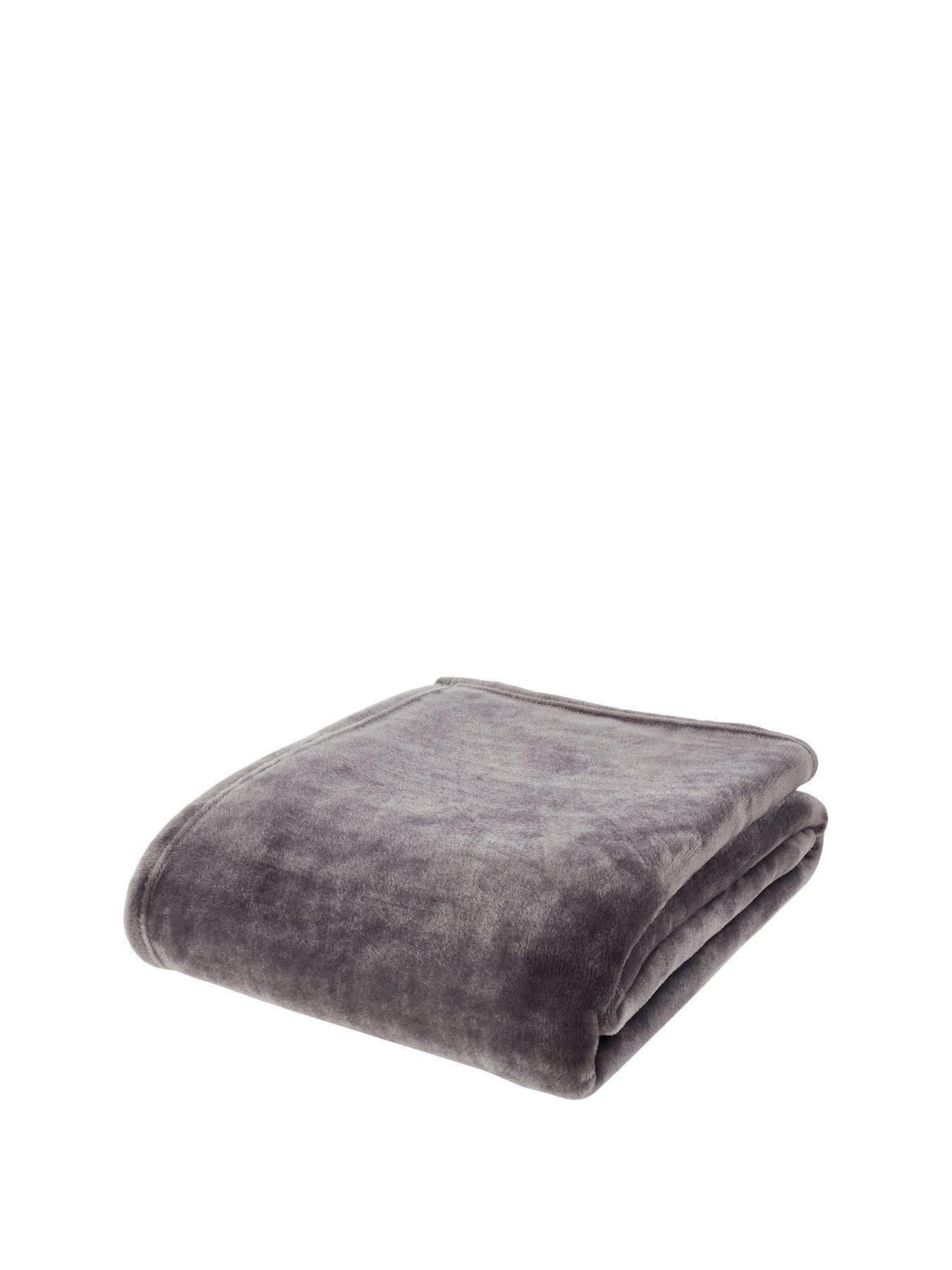 Catherine Lansfield Raschel Extra Large Throw Range 200x240cm