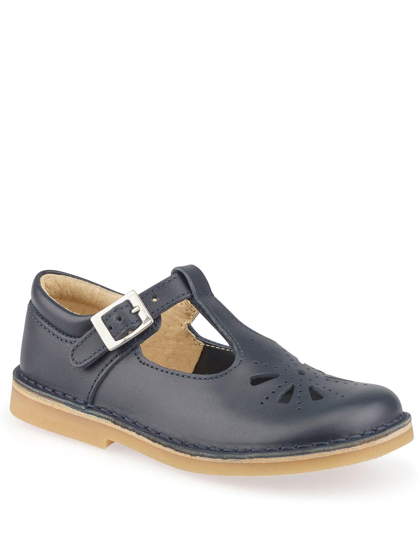 t bar navy shoes