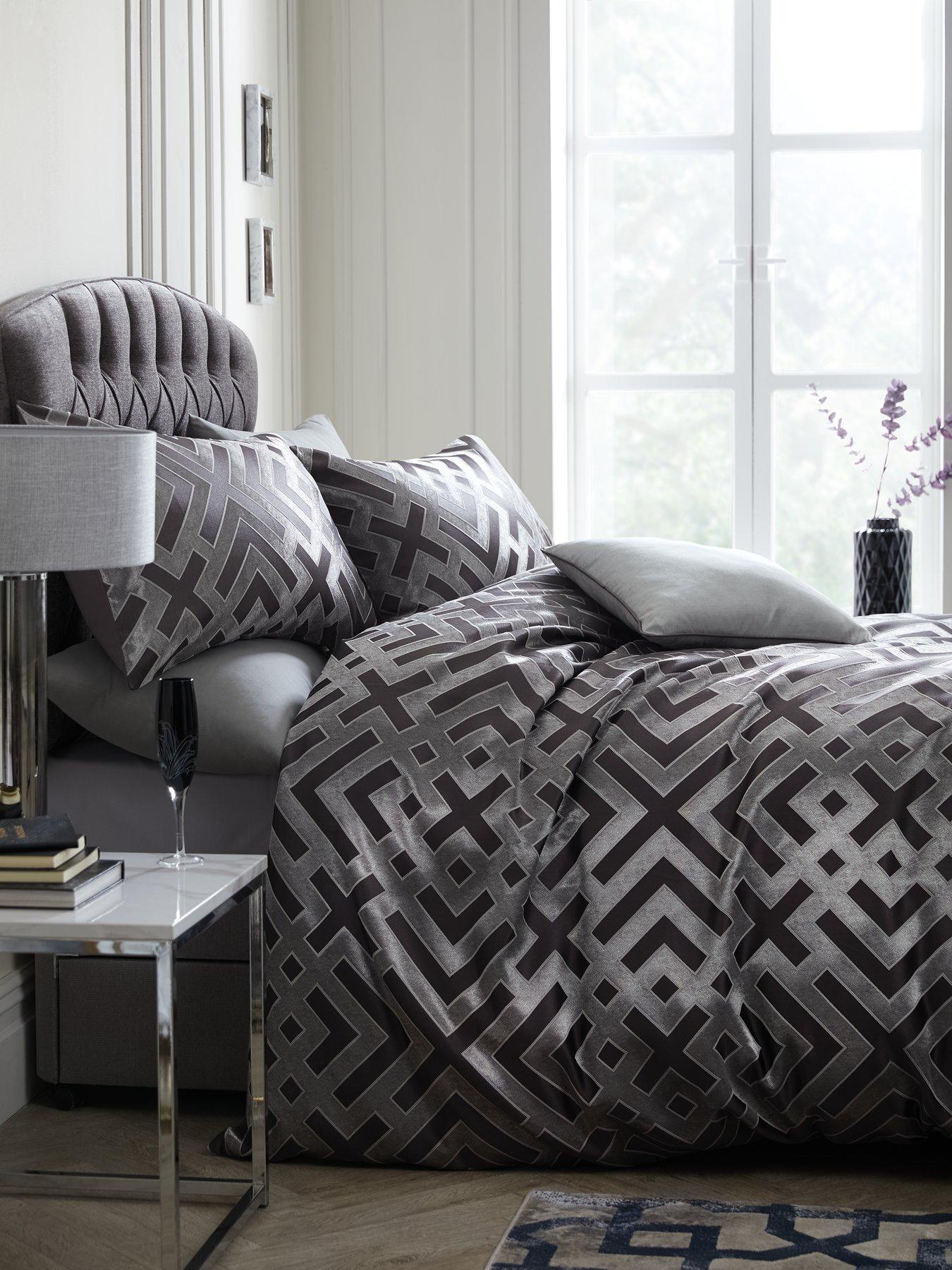 Laurence Llewelyn Bowen Sanremo Geometric Duvet Cover Set