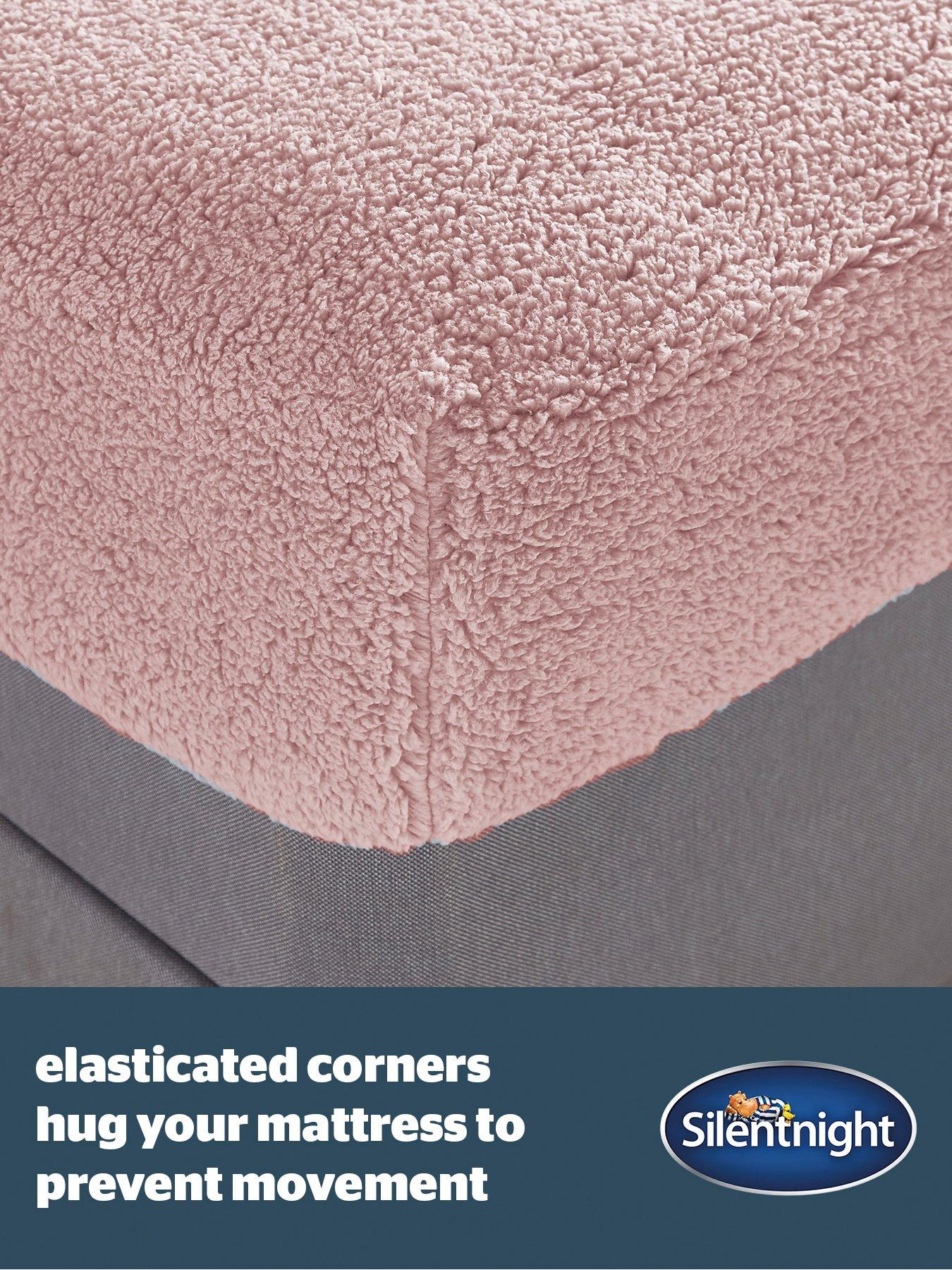  image of silentnight-teddy-fleece-fitted-sheet-pink