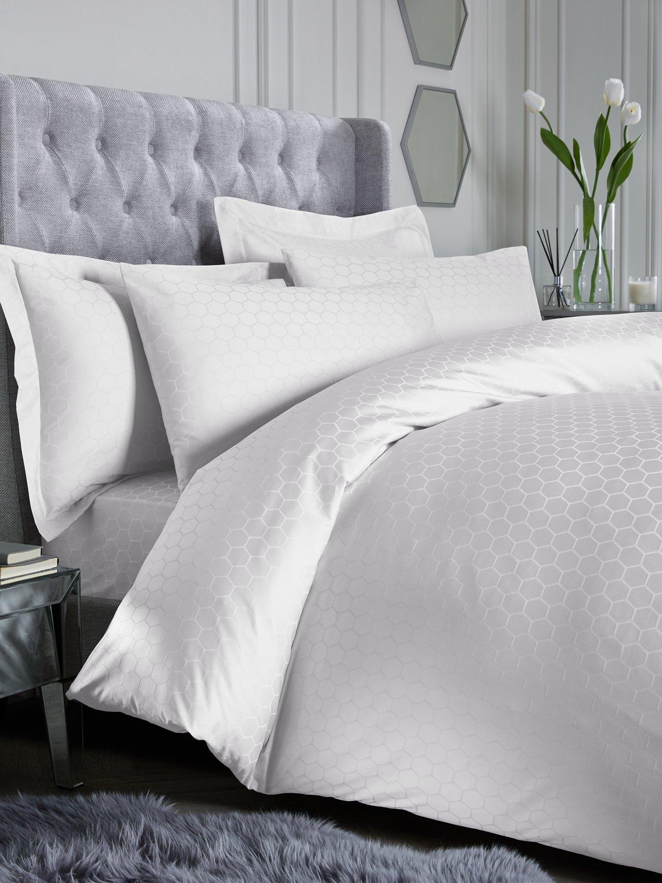 Hotel Collection Luxury 300 Thread Count Honeycomb Duvet Cover Set