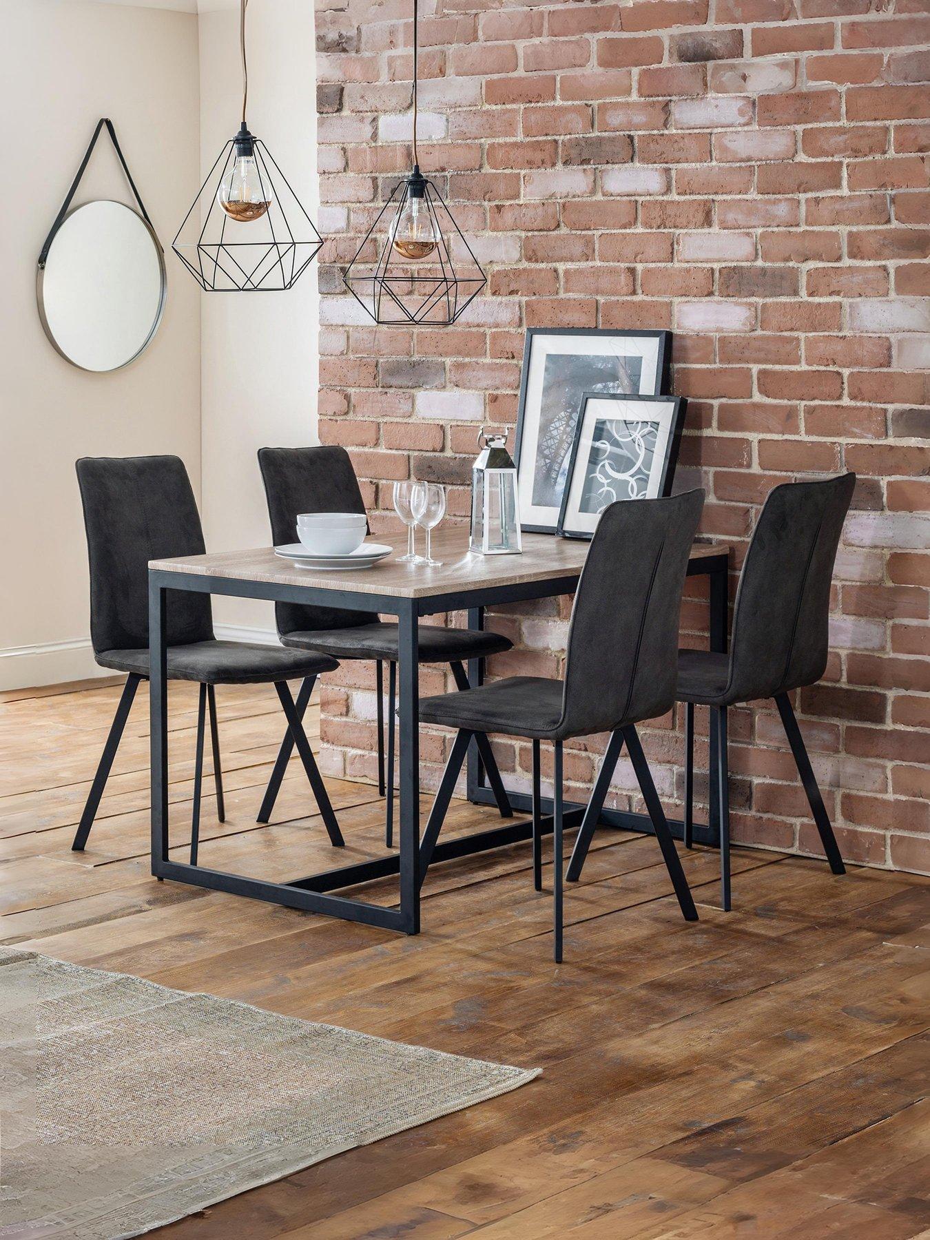 Julian Bowen Tribeca 120 cm Dining Table + 4 Monroe Chairs - Walnut