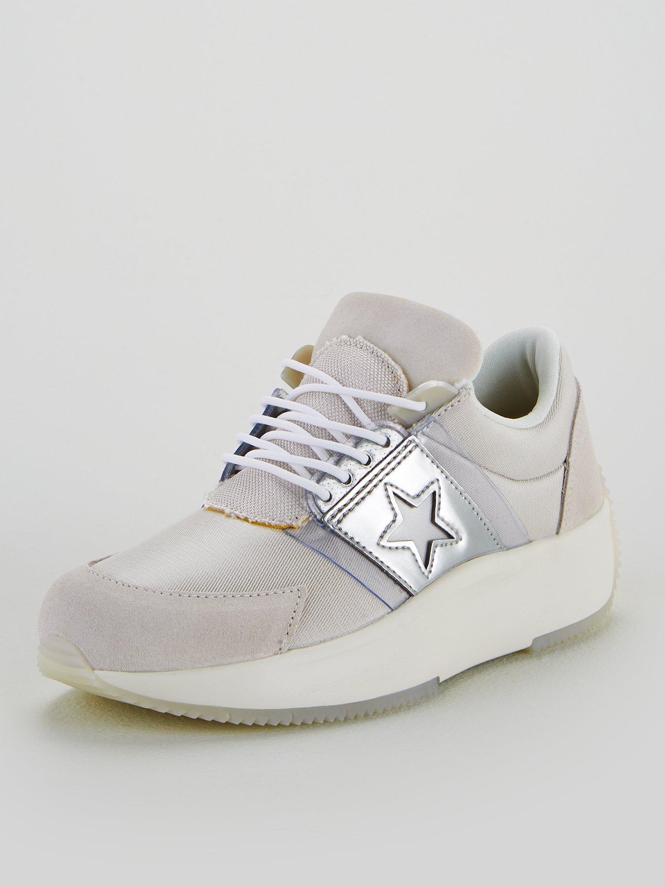 silver converse size 3