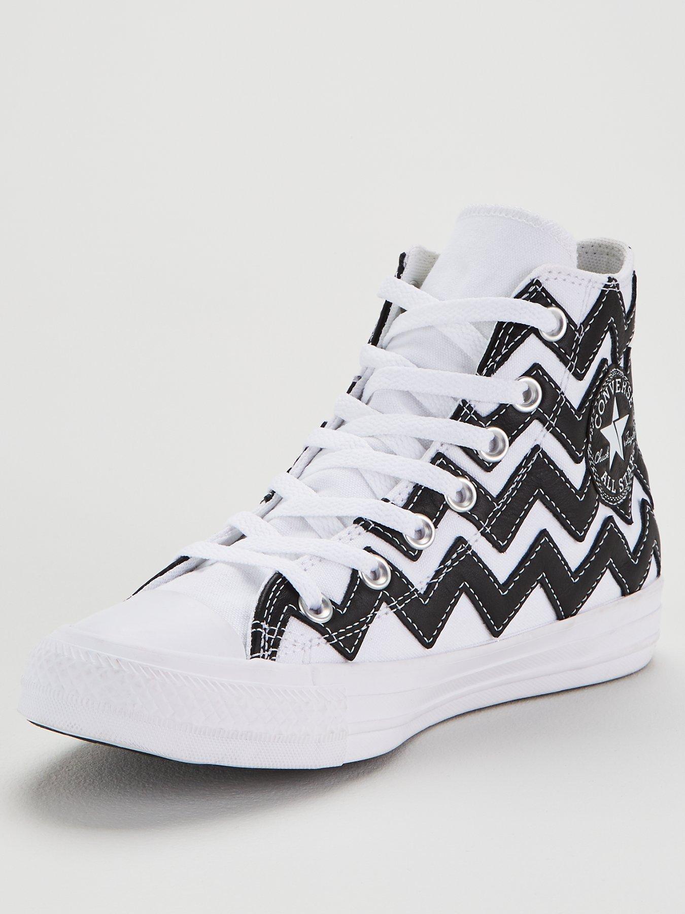converse leather vs canvas