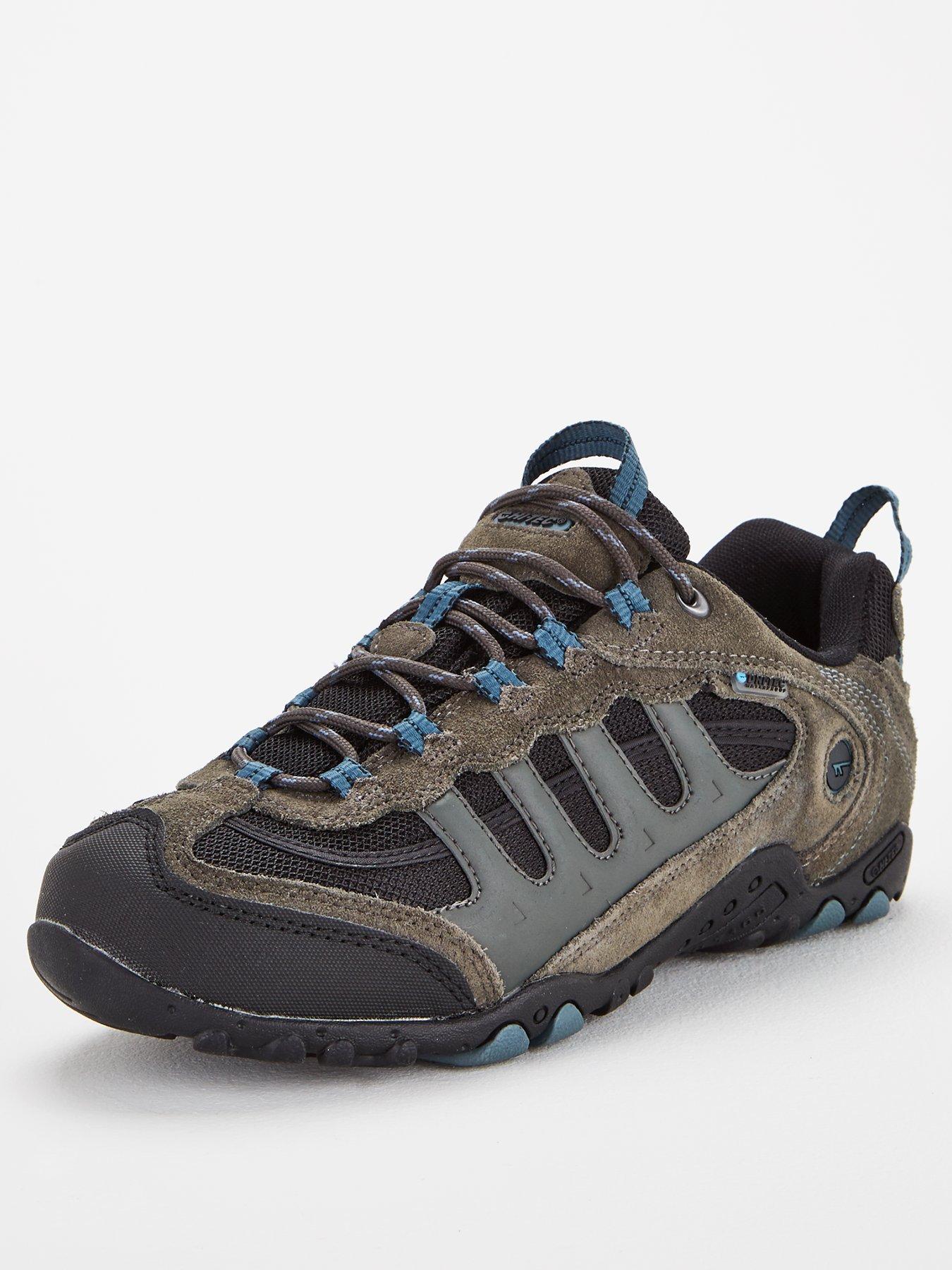hi tec penrith walking boots