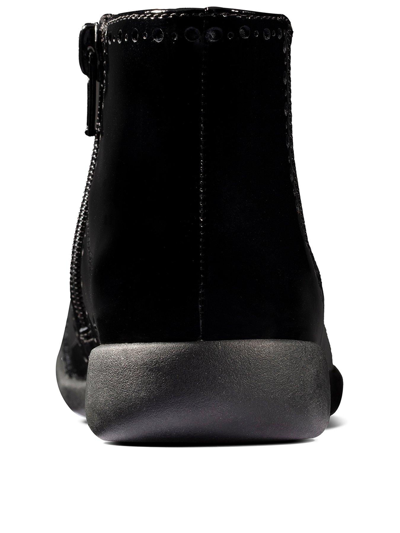 clarks girls ankle boots