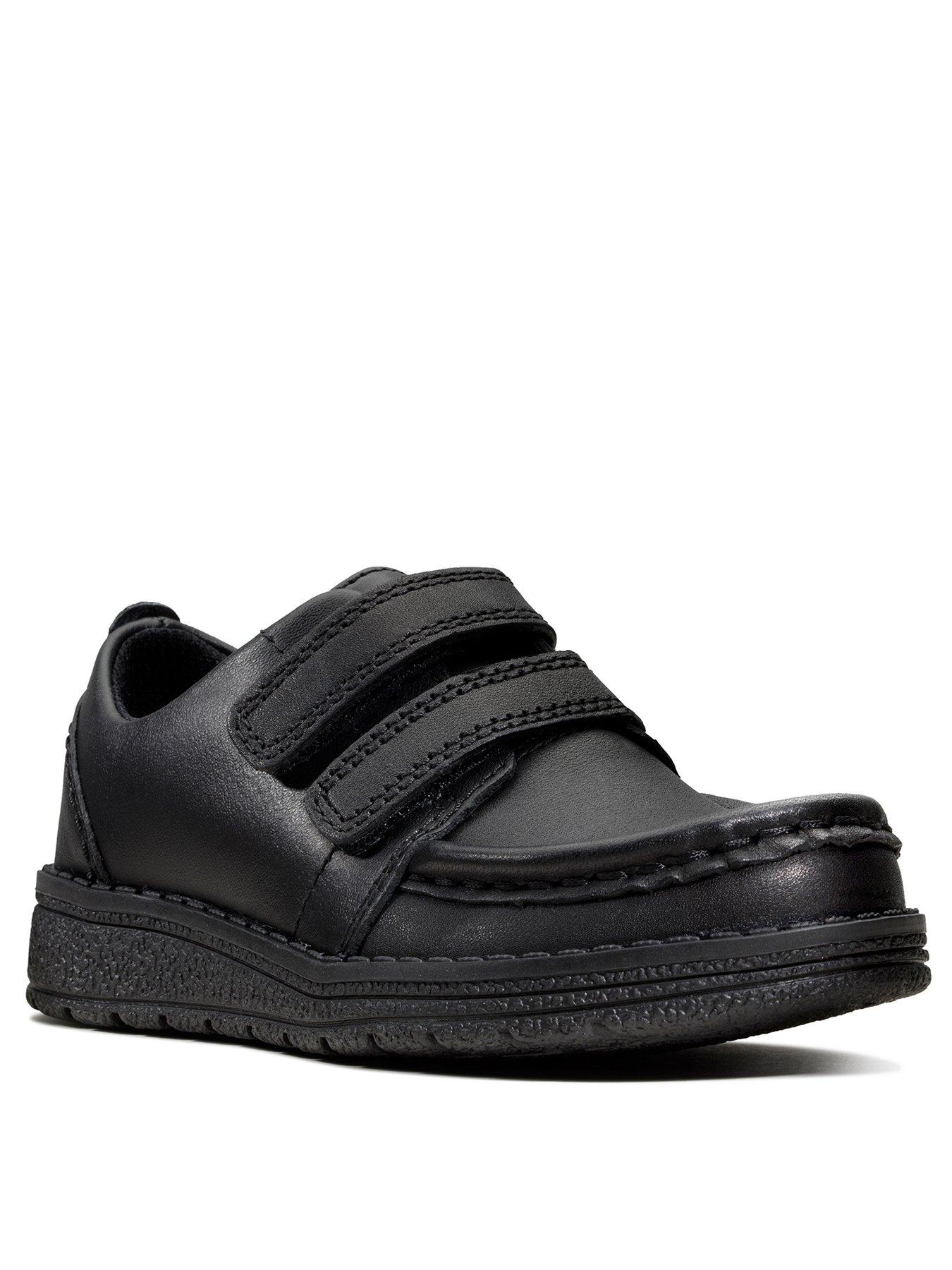 clarks black toddler shoes