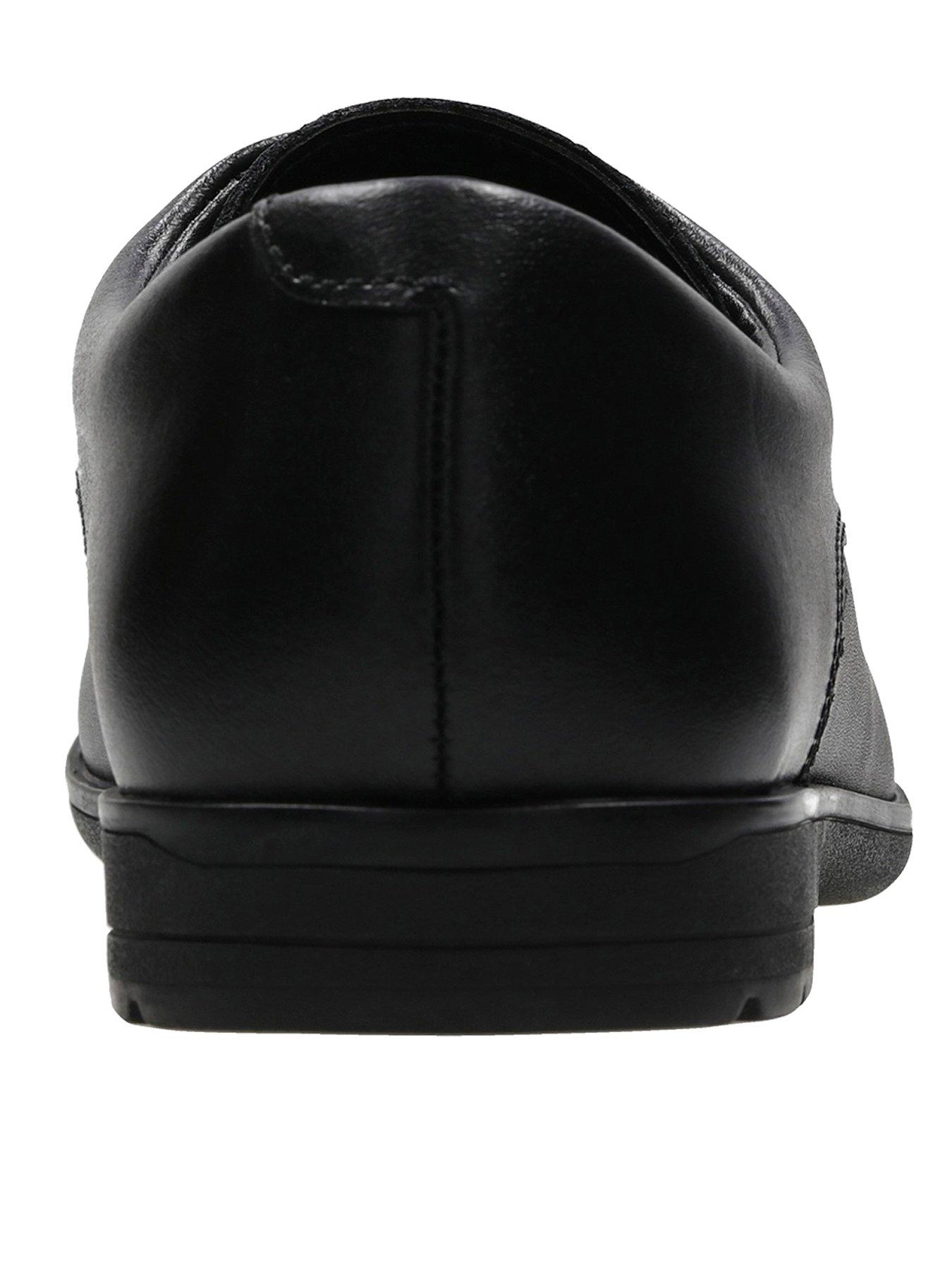 clarks willis lad shoes