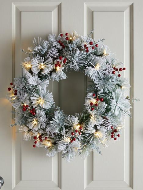 bavarian-pre-lit-christmas-wreath