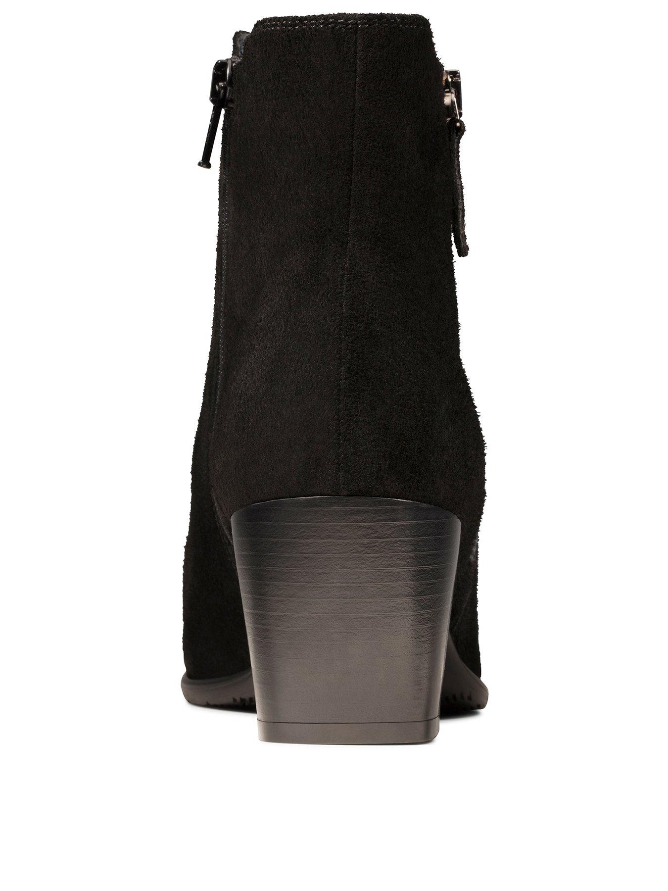 clarks isabella zip ankle boot