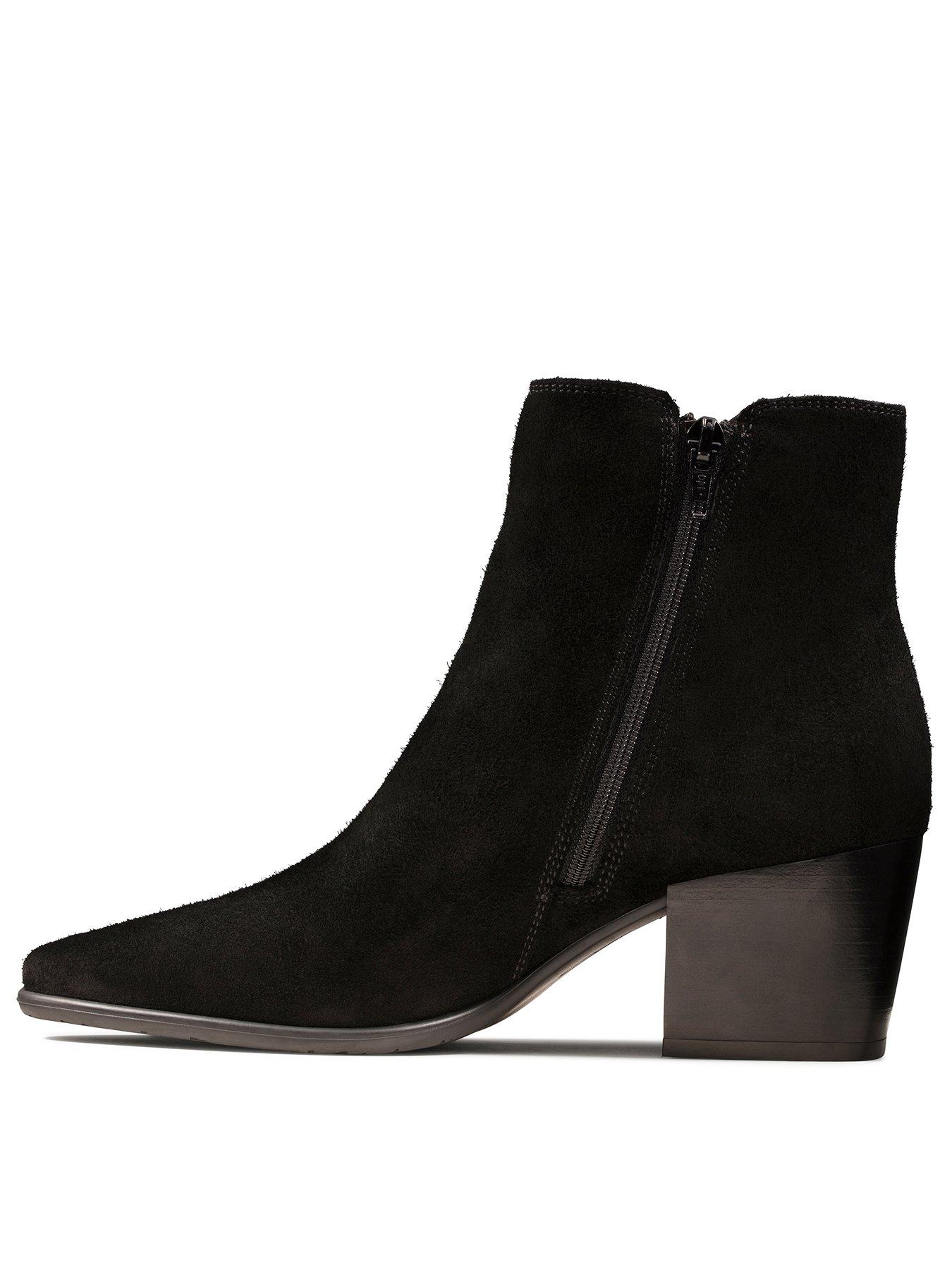 clarks isabella zip boots