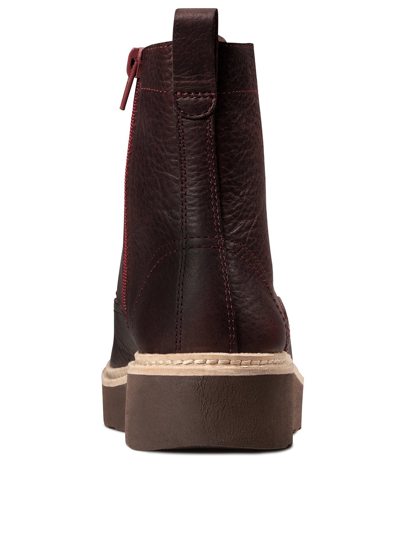 clarks trace pine burgundy
