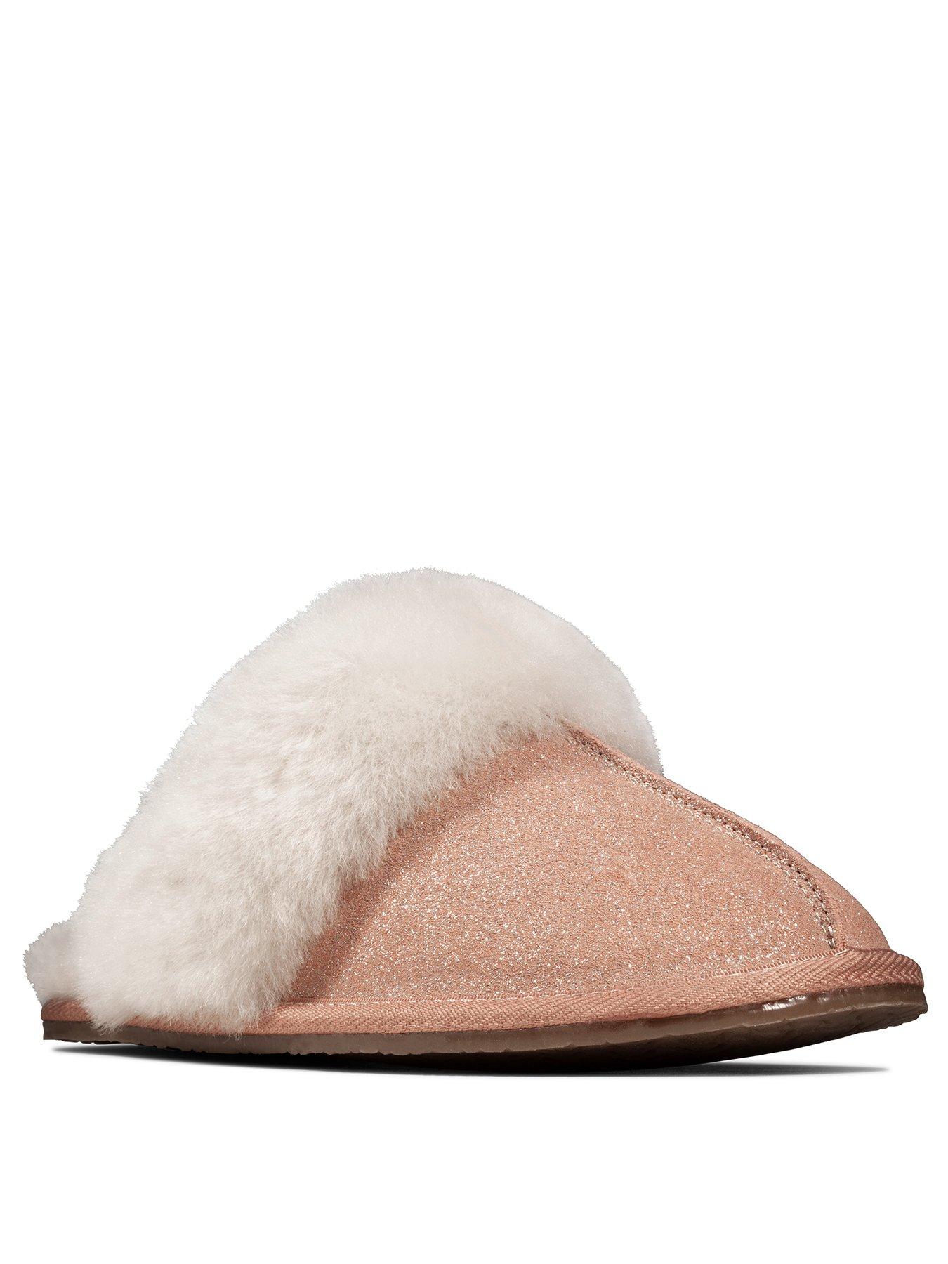 clarks shearling slippers