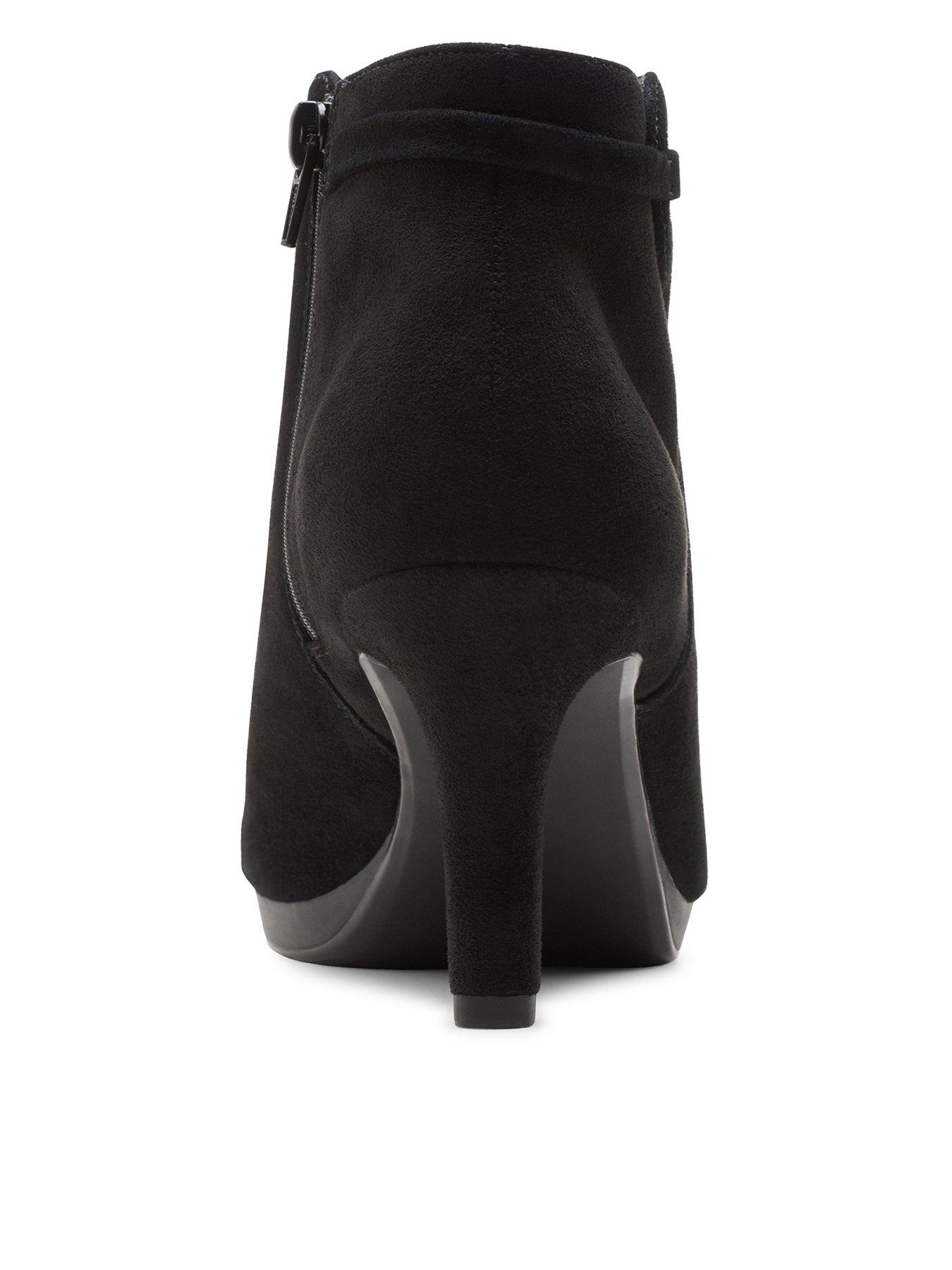 clarks adriel mae ankle boot