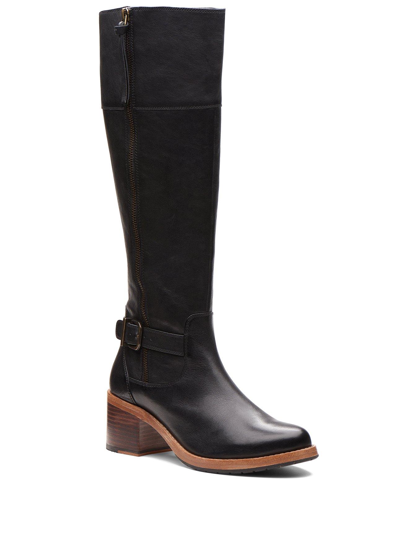 clarks sona boot