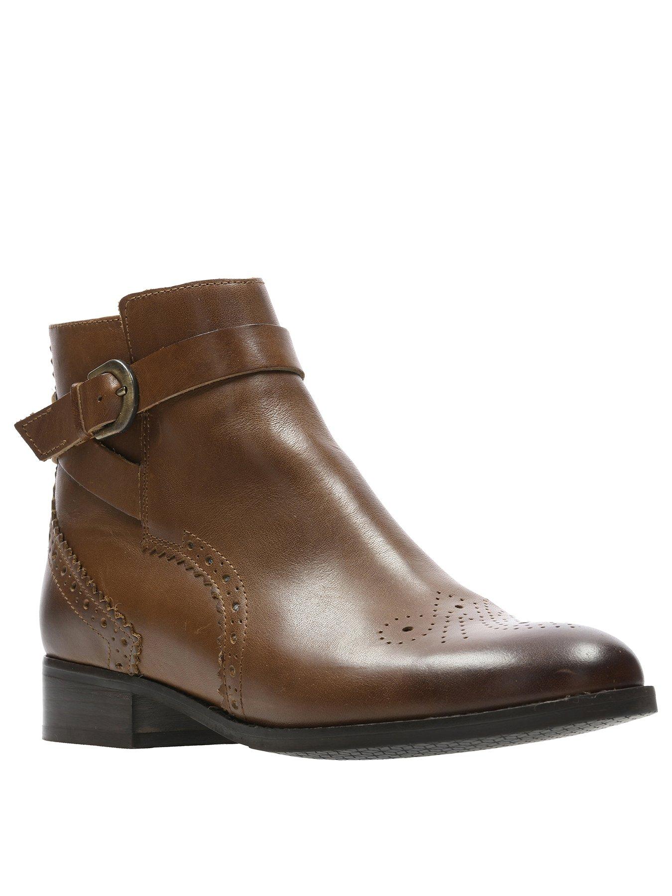 clarks netley olivia