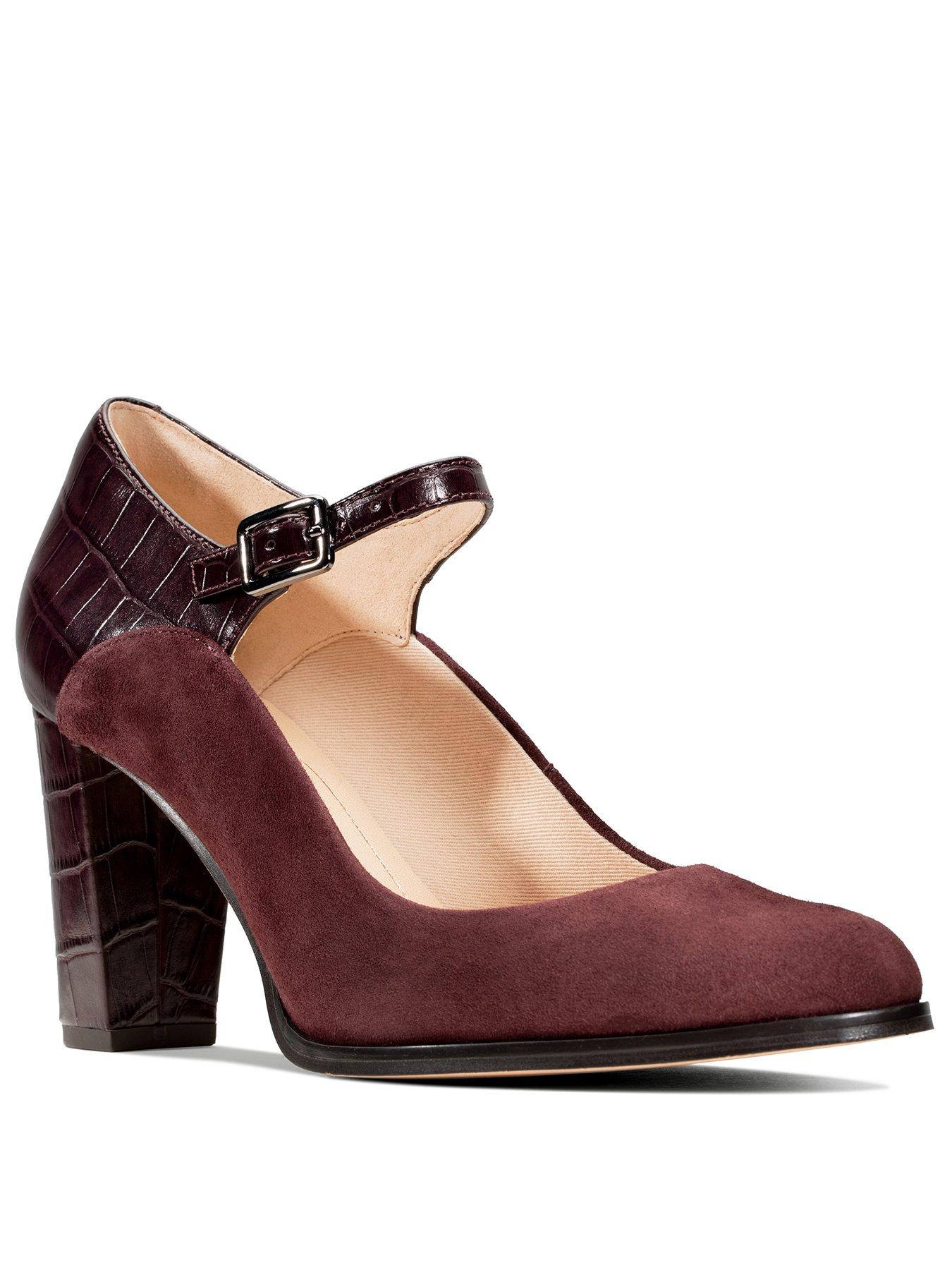 littlewoods clarks boots