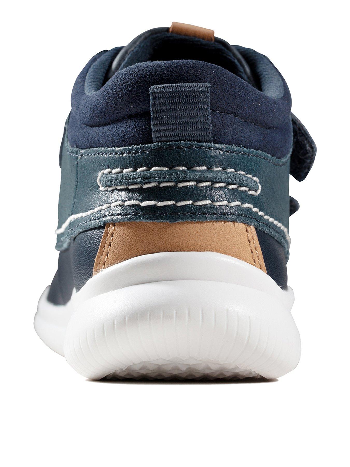 clarks tuktu boots