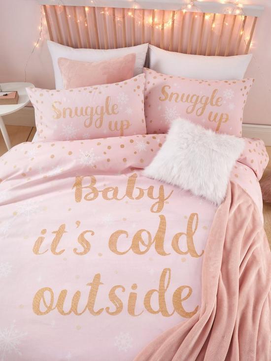 front image of catherine-lansfield-baby-its-cold-outside-christmas-duvet-cover-set-pink