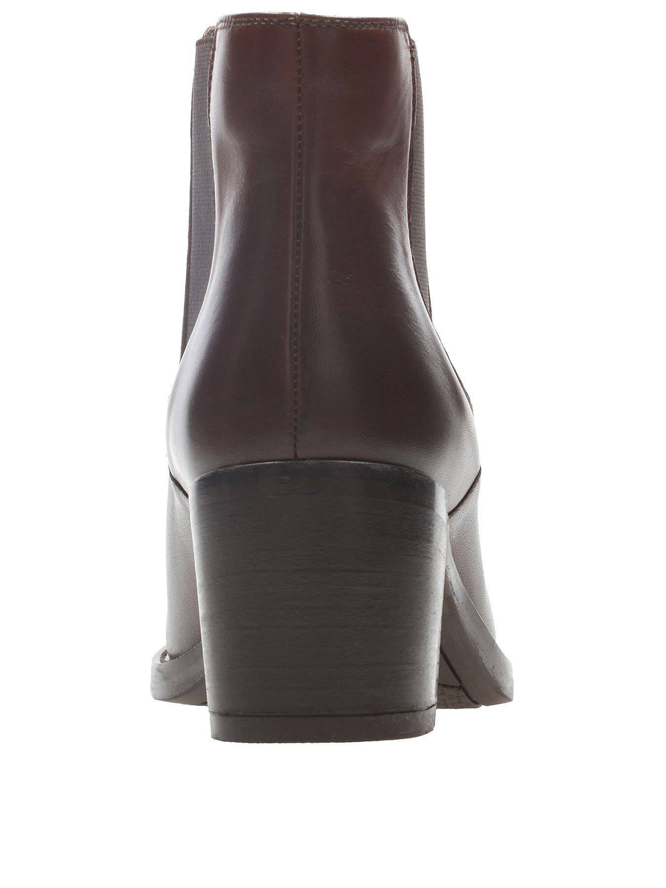 clarks mascarpone bay