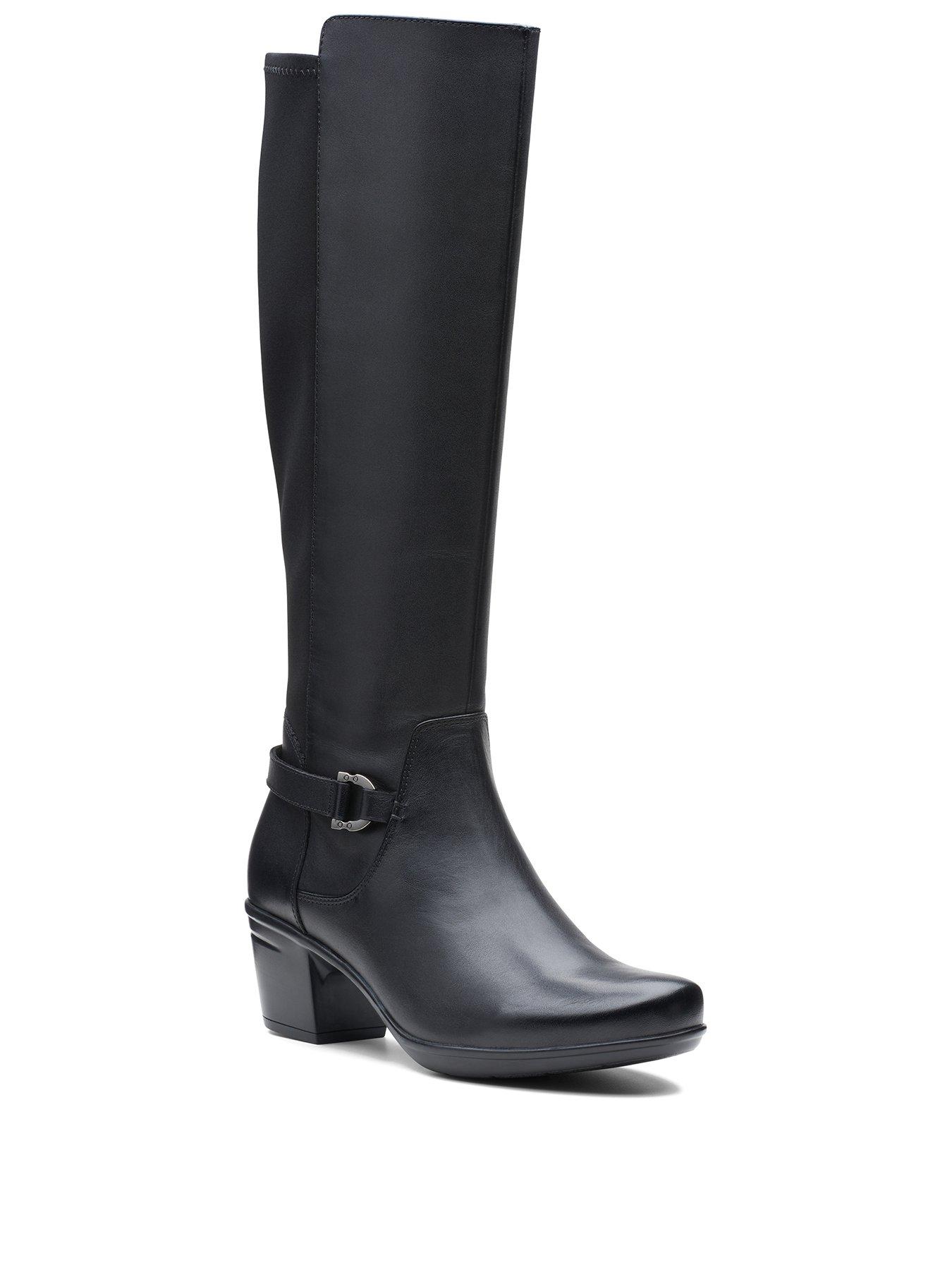 clarks boots wide