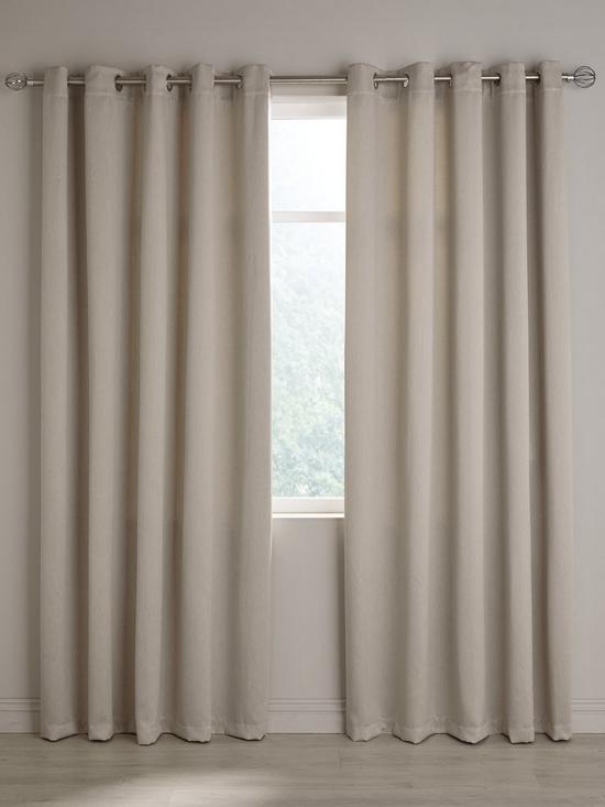 front image of berlin-blackout-eyelet-curtains
