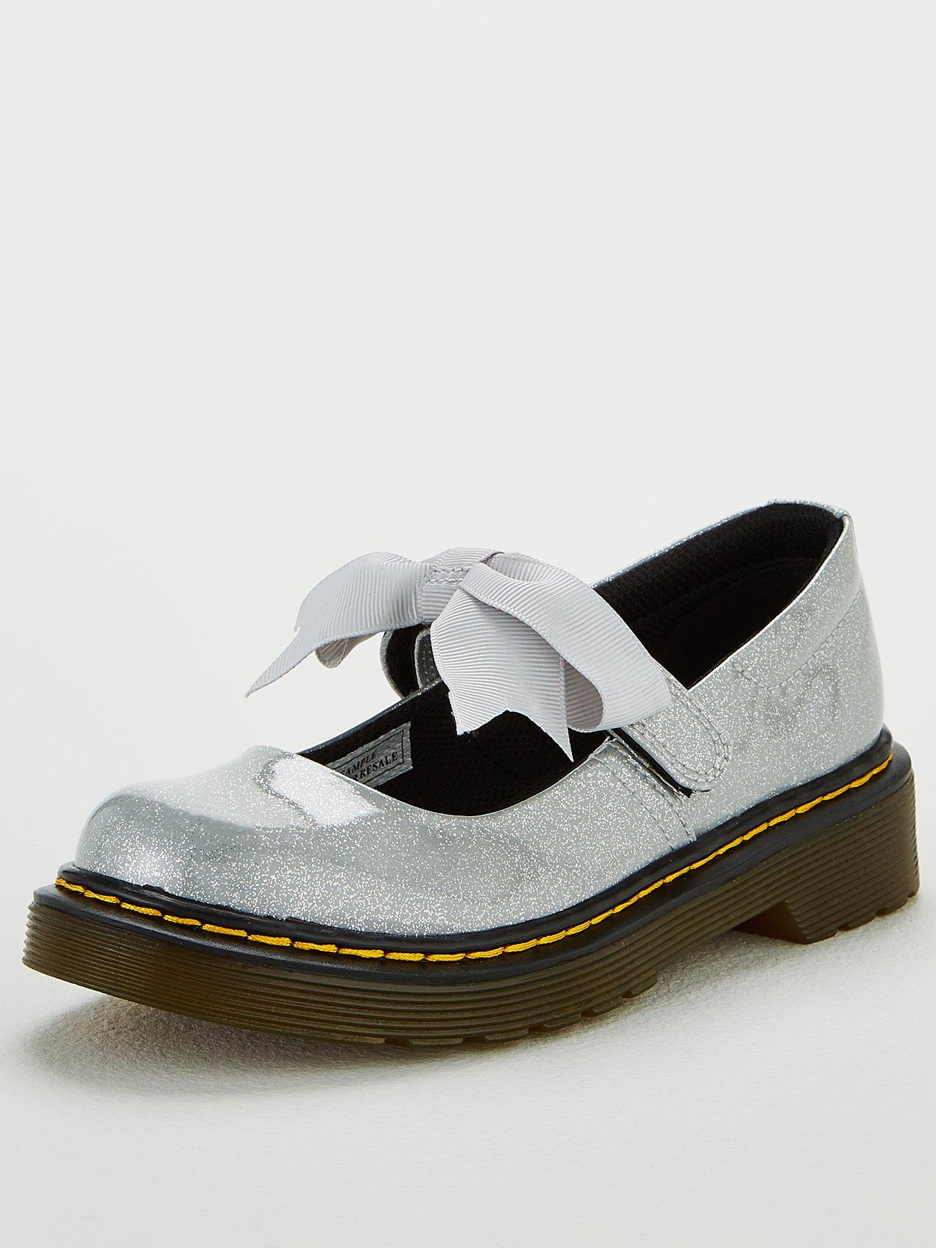 dr martens bow shoes
