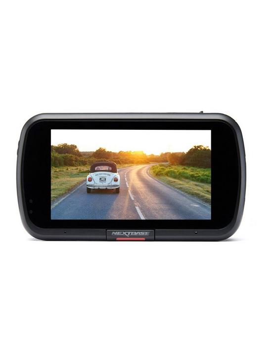 outfit image of nextbase-522gw-dash-cam