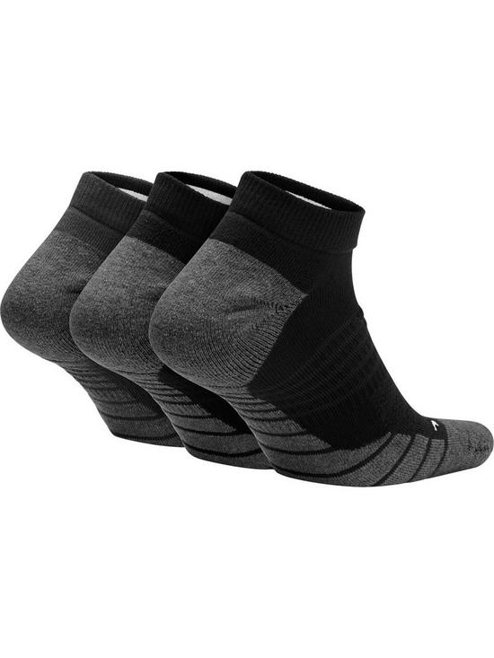 back image of nike-everyday-max-cushion-no-show-socks-black-3-pack