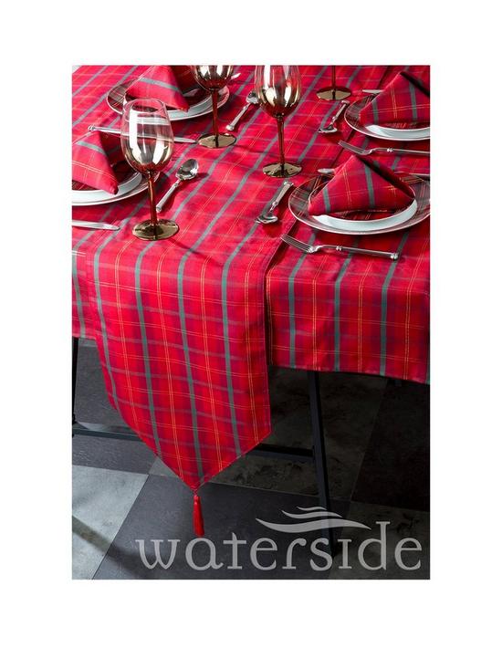 front image of waterside-festive-tartan-table-linen-set