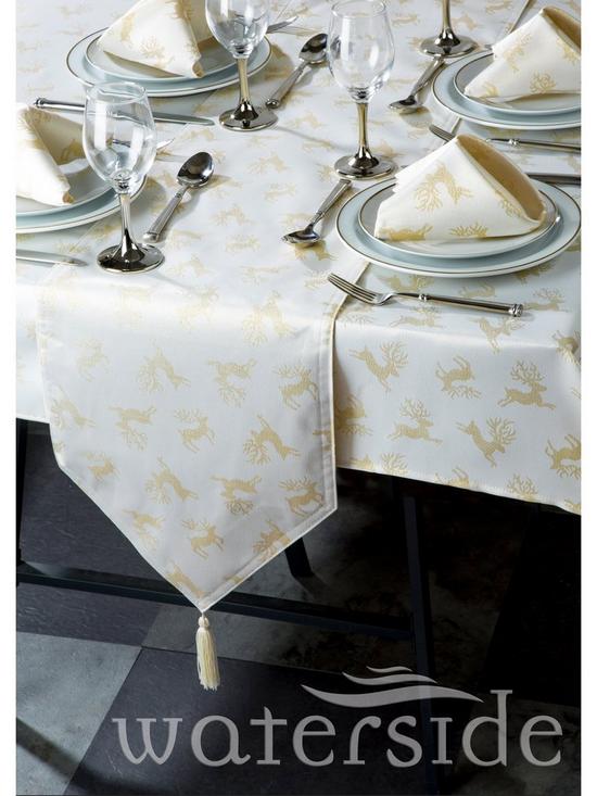 stillFront image of waterside-reindeer-jacquard-christmas-table-linen-set
