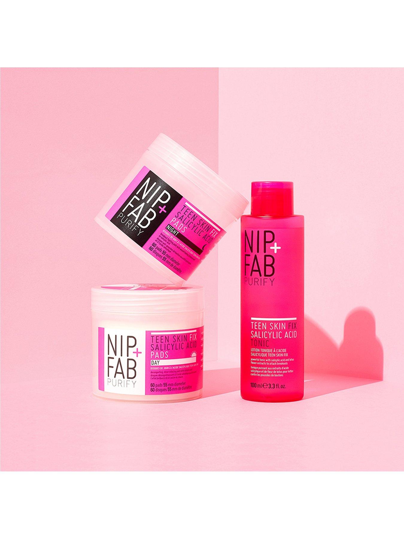Image 4 of 6 of Nip + Fab Salicylic Acid Day Pads 80ml