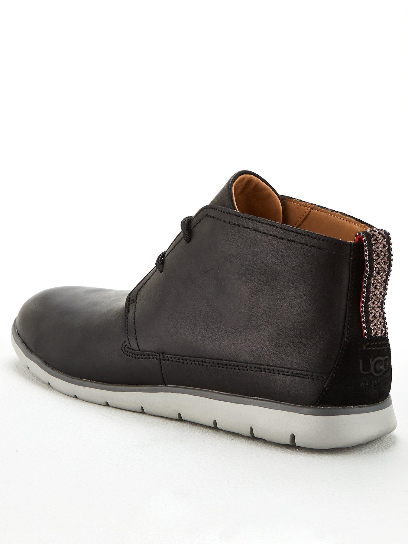 ugg freamon black