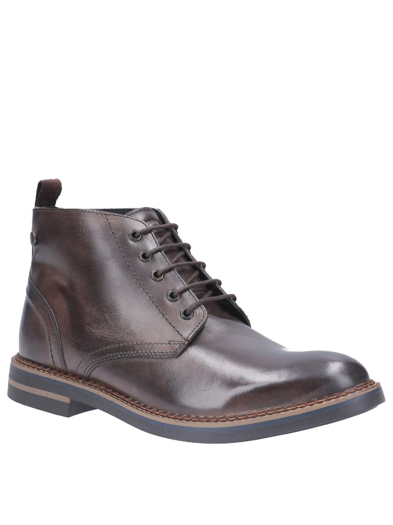 base chukka boots